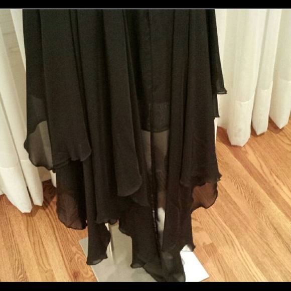 Black Evening Gown with Cut out Design in center - Picture 5 of 6